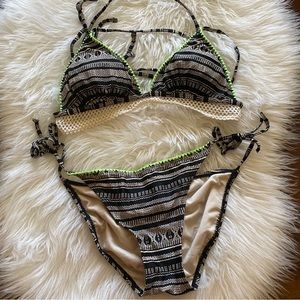 Xhilaration Tribal Print Bikini Top Size Small Bottoms Size Medium